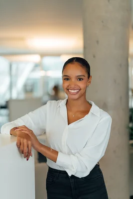 Portrait von Laura Jobe